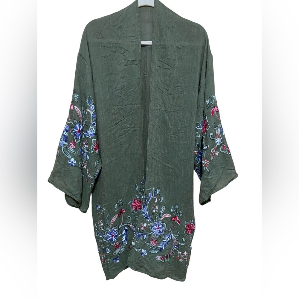 Green Bohemian Open Front Floral Embroidered Kimono, Shrug. One Size Fits Most